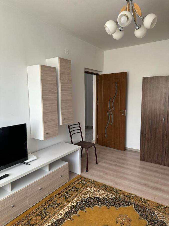 Velovan Apartment Крайова Экстерьер фото