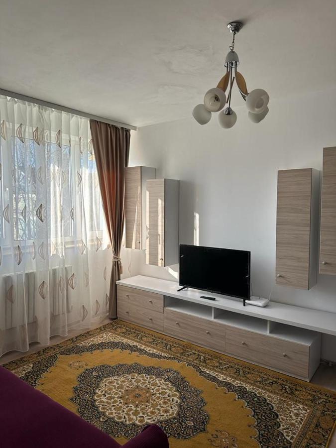 Velovan Apartment Крайова Экстерьер фото