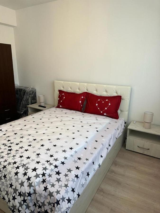 Velovan Apartment Крайова Экстерьер фото