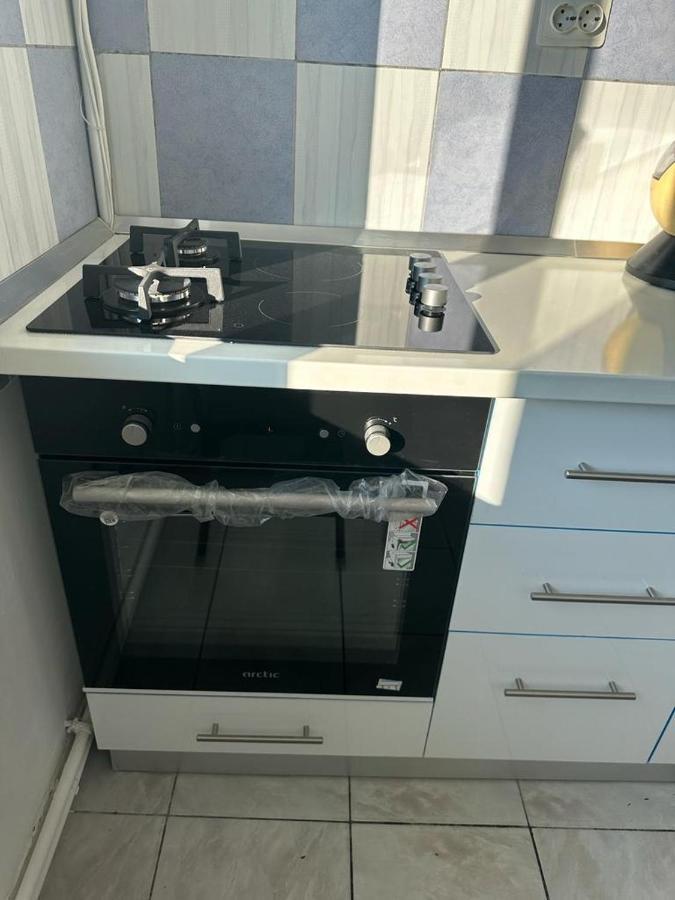 Velovan Apartment Крайова Экстерьер фото
